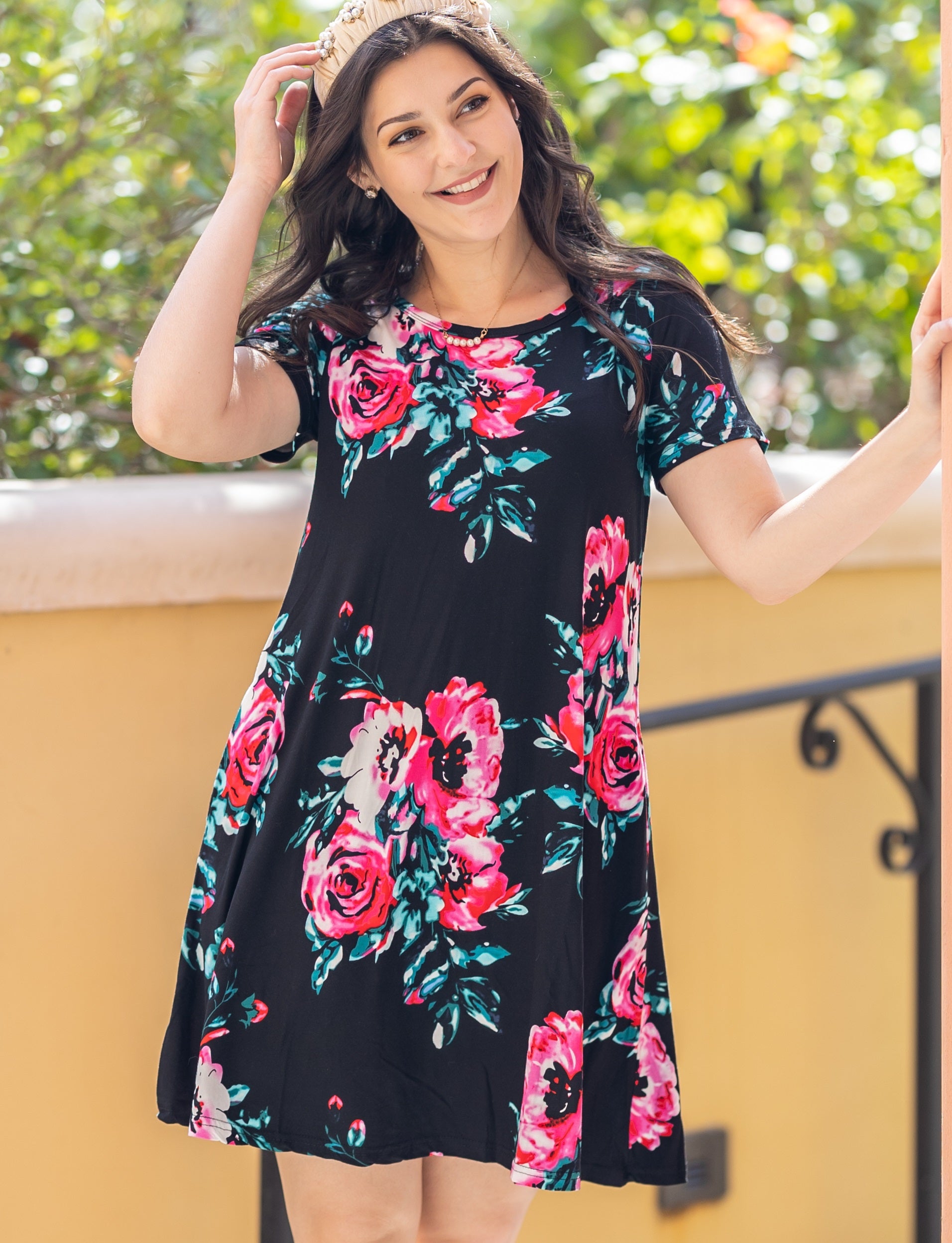 Women Casual Crewneck Short Sleeve Pockets Swing T-Shirt Dress