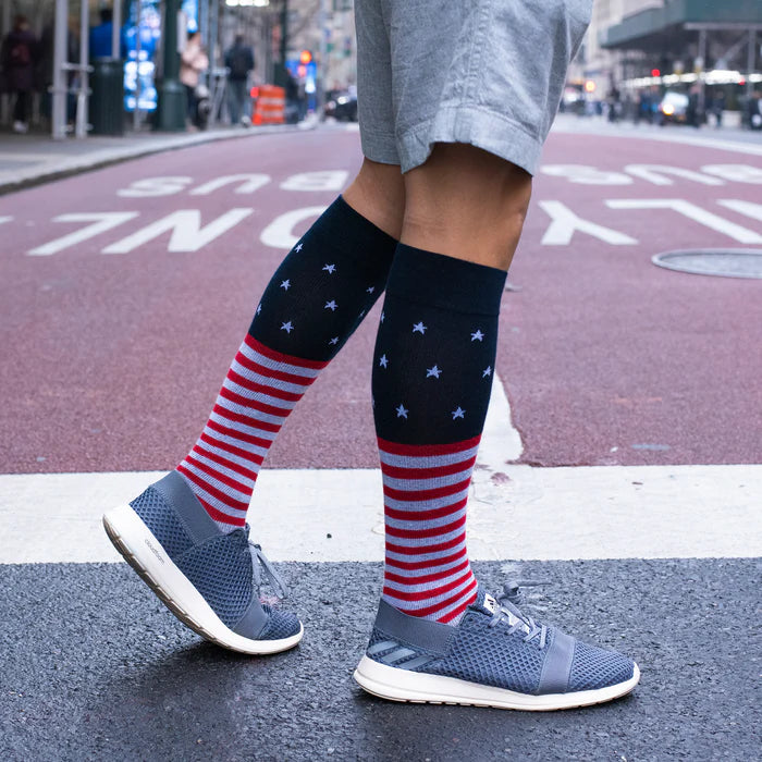 Compression Knee High Socks | USA Pin Stars Stripes | Men's (1 Pair)